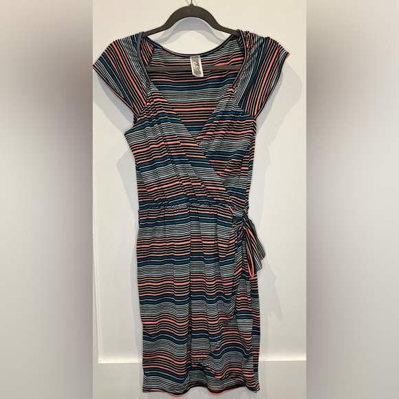 Francesca's Collections Dresses & Skirts - Ophelia for Francesca’s Faux Wrap Striped Dress